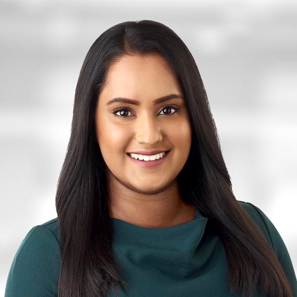 Lydia George headshot
