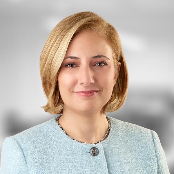 Nikou Ghalebegui Headshot
