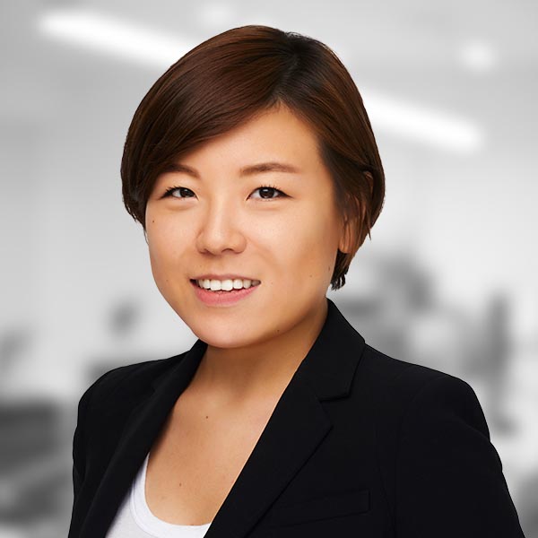 Veronica Cheng Headshot